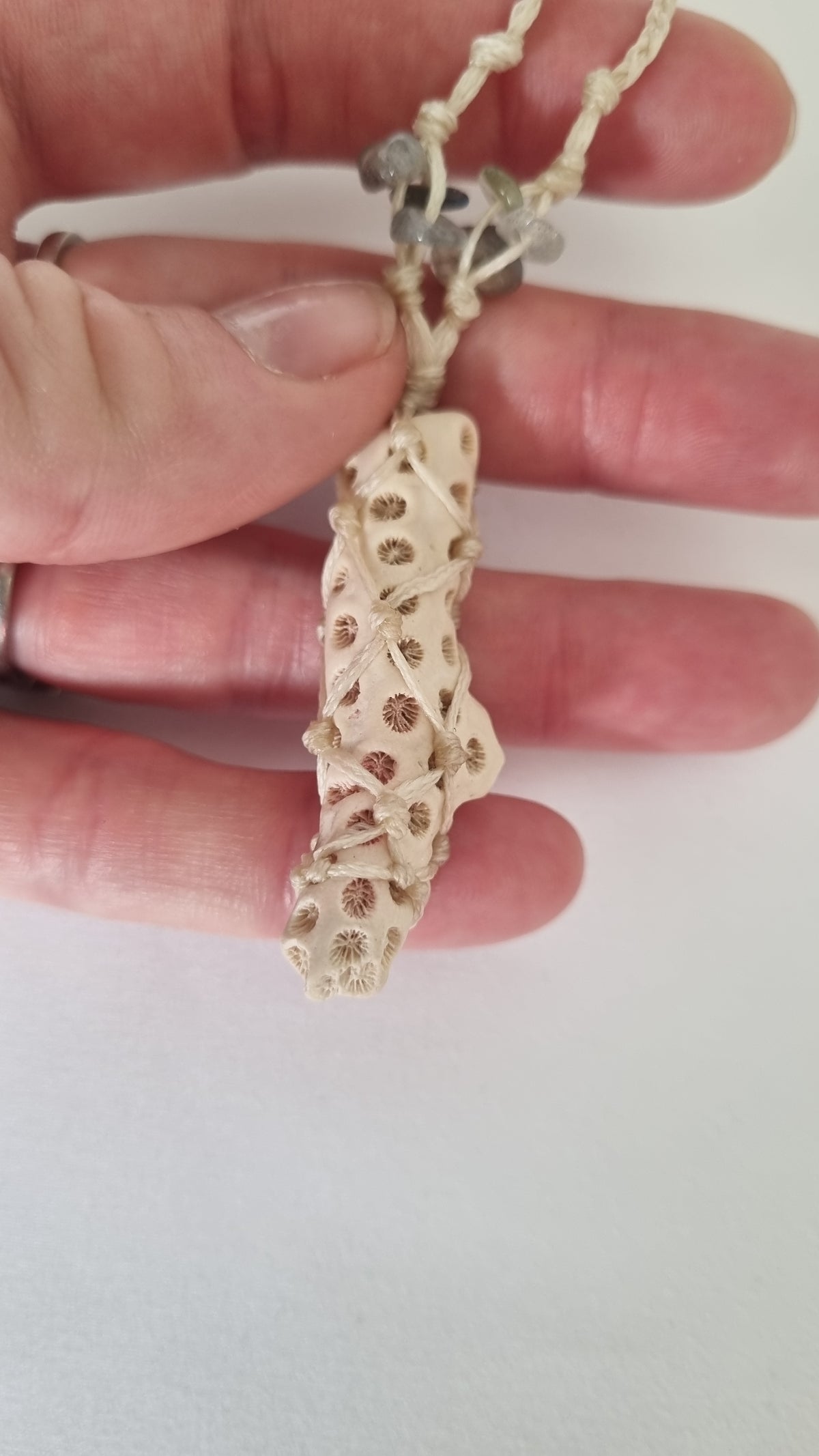 Coral handmade macramé necklace